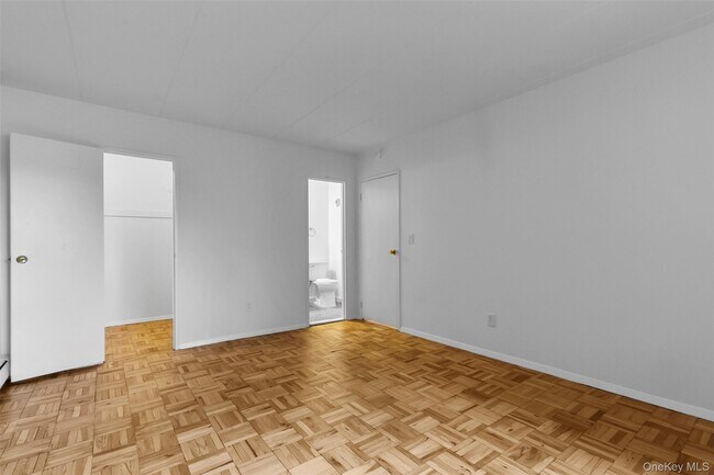 Building Photo - 372 Central Park Ave