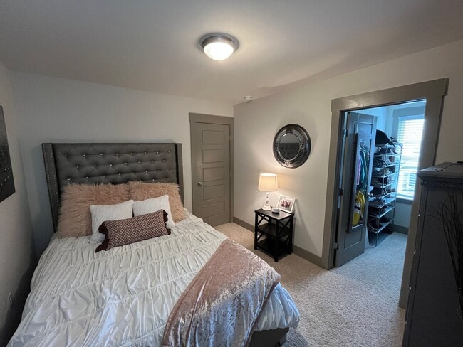 Building Photo - **OFFERING WAIVED APPLICATION FEES & $150 ...
