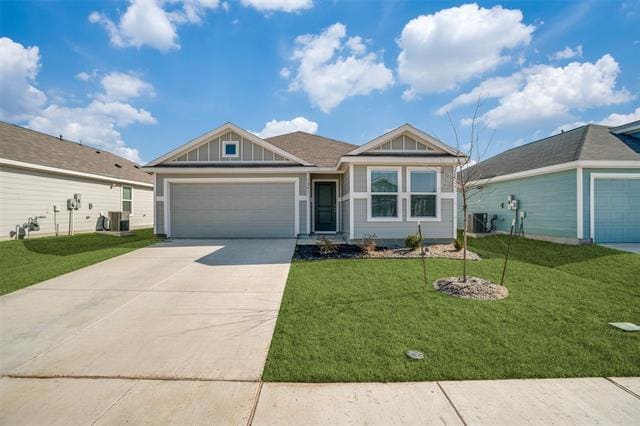 Building Photo - 1201 Catclaw Rd