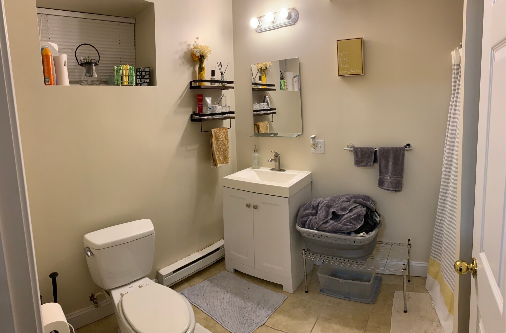 Building Photo - 883 Huntington Ave