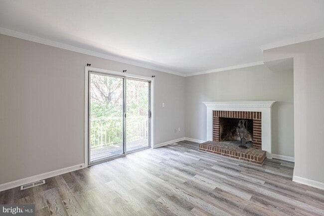 Building Photo - 1204 N Wayne St