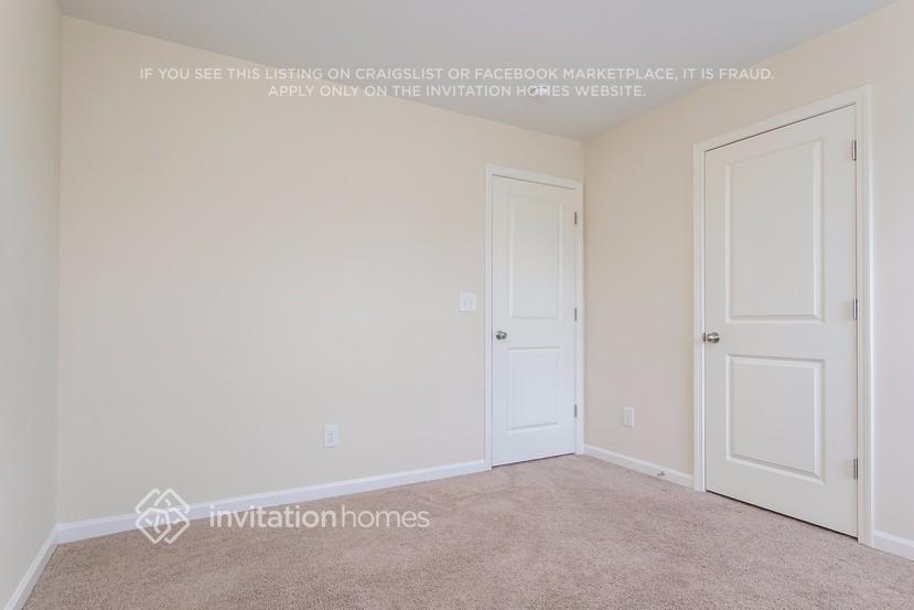 Building Photo - 2146 Villa Spg Ter