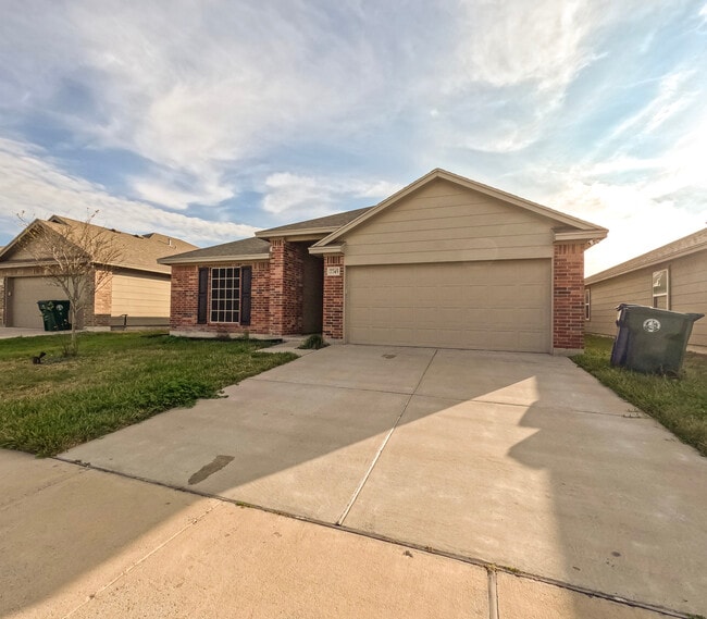 Primary Photo - 7745 Corral Dr