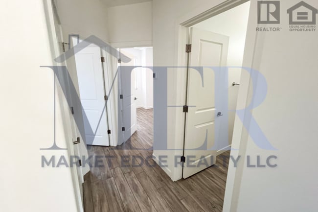 Building Photo - 3Bed/2Bath House in North Scottsdale! $399...
