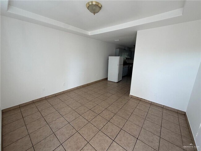 Building Photo - 9 Francisco Ave