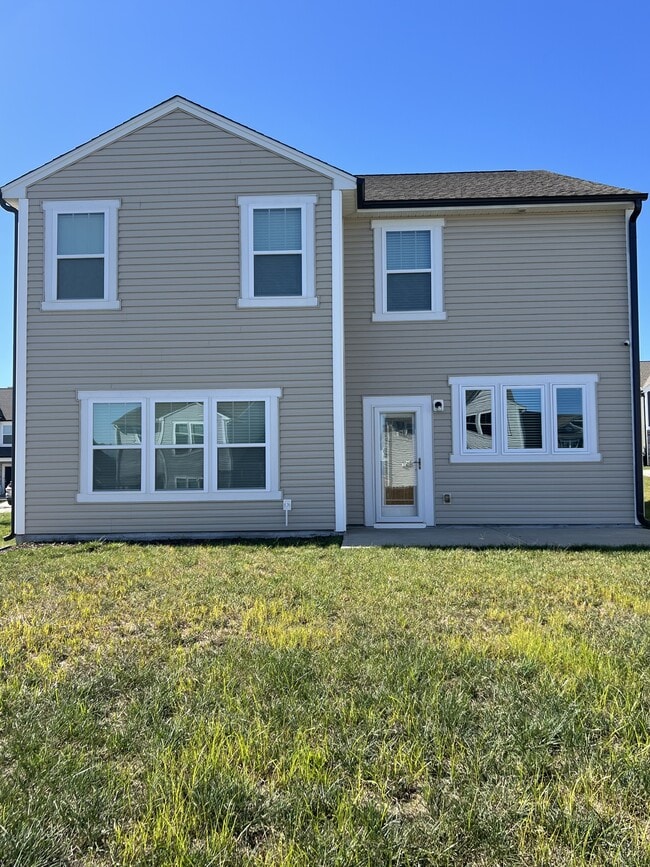 Building Photo - 1619 Running Deer Dr