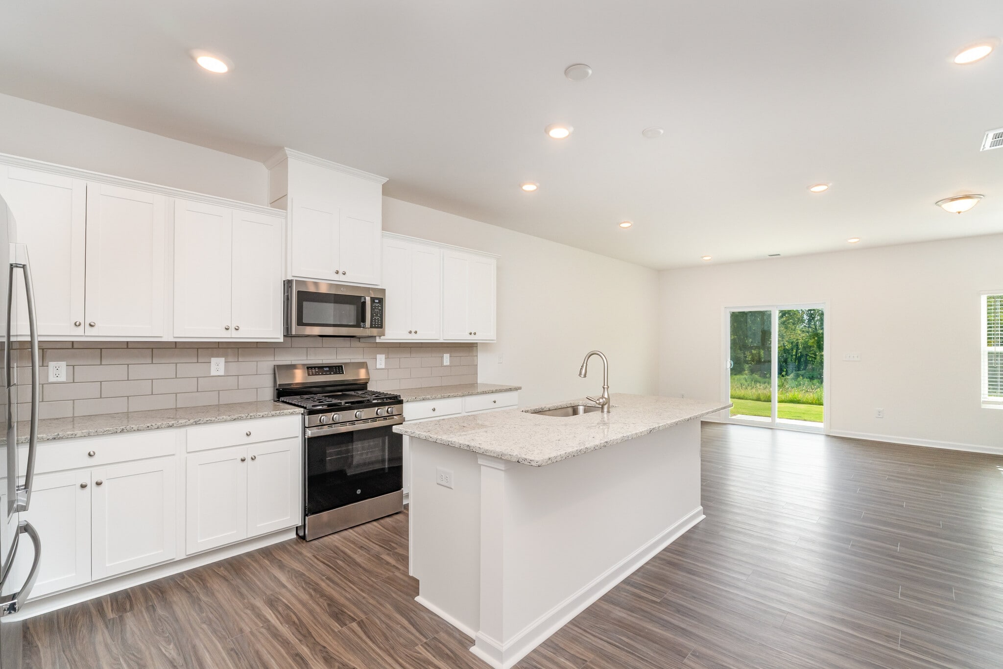 Building Photo - 3209 Lilac Grove Dr