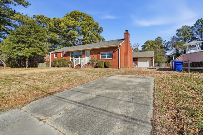 Building Photo - 3 bedroom ranch home in Portsmouth