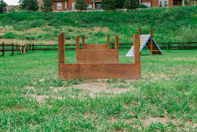 Building Photo - 4043 Sunridge Terrace Ct