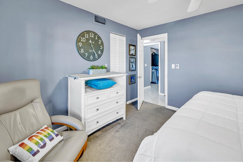 Building Photo - 311 SE 3rd St