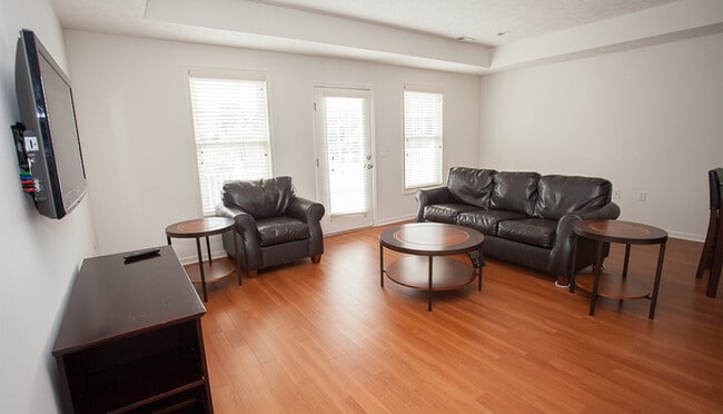 Building Photo - 2111 Purple and Gold Way