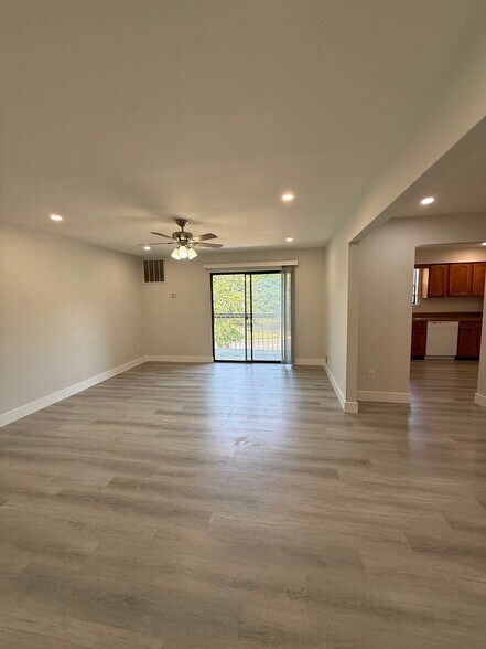 Building Photo - 1255 NJ-166