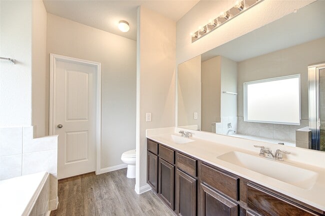 Building Photo - 3707 W Alessano Ln