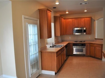 Building Photo - 5028 Enclave Ct