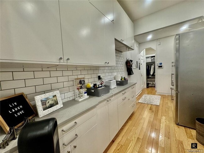 Building Photo - 100 Suffolk St