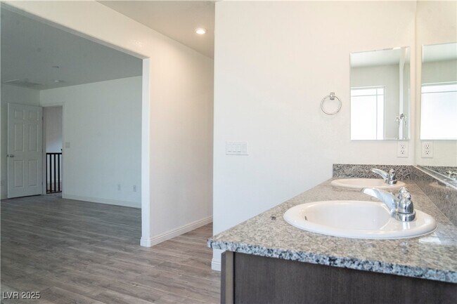 Building Photo - 4153 Rancho Crossing St