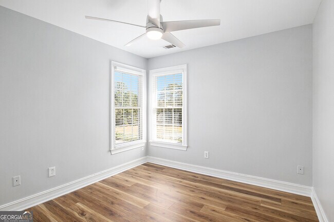 Building Photo - 2995 Wellbrook Dr