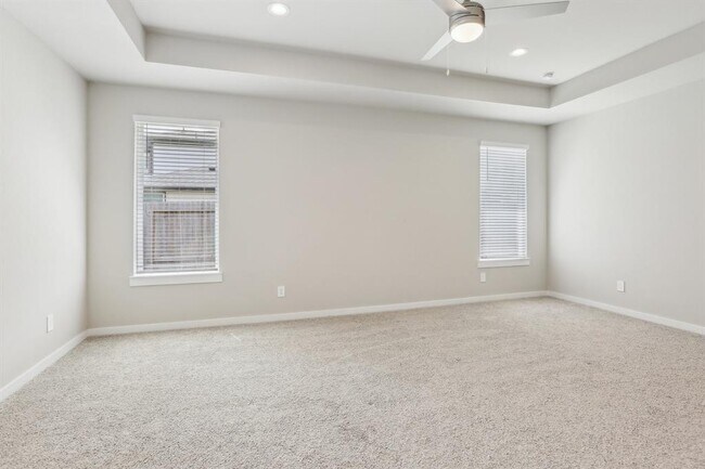 Building Photo - 29211 Pikes Peak Dr