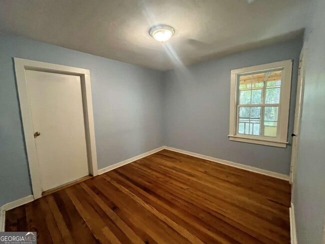 Building Photo - 402 Wheeler St