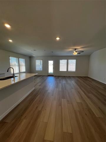 Building Photo - 537 Sierra Rdg