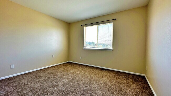 Building Photo - Welcome to The Mesa. 4 Bed. 3 Bath. Main Floor Bed. + Loft. 2 Car Attached Garage. Corner Lot. Ac...