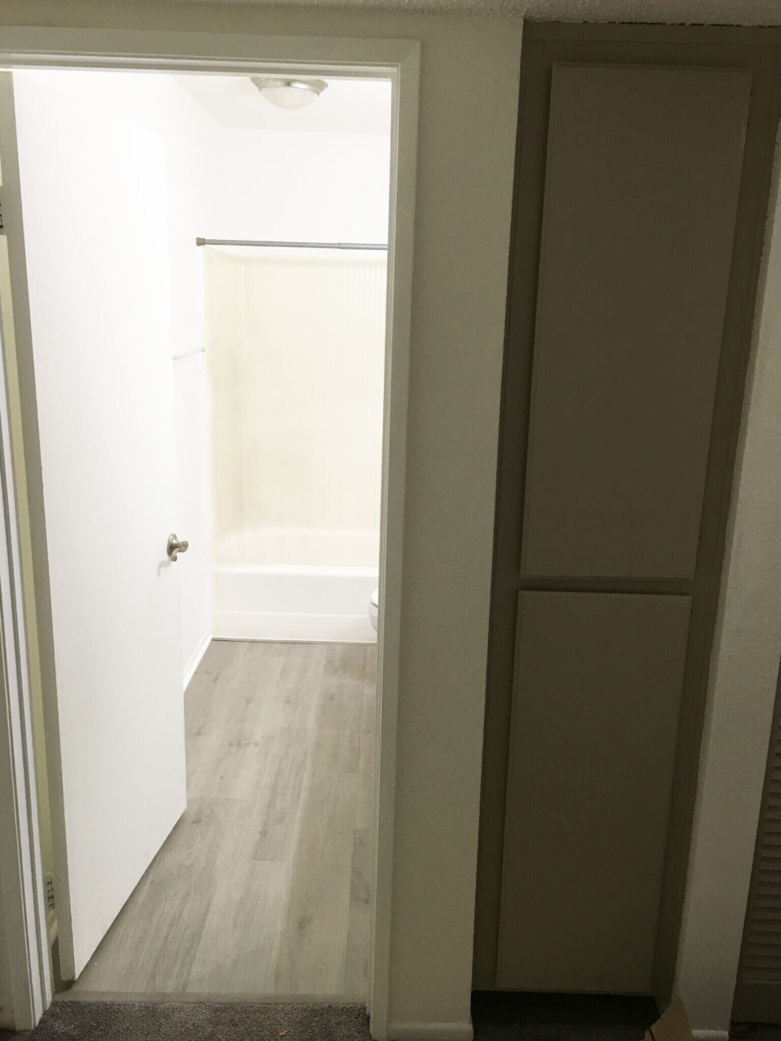 Bath - 5310 Circle Dr