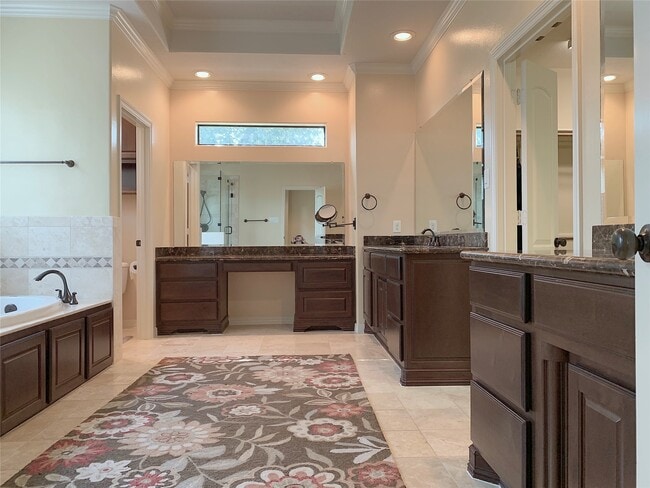 Building Photo - 5031 Cheena Dr