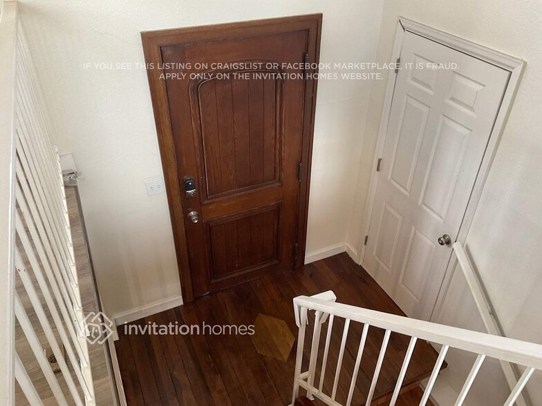 Building Photo - 5856 S Nepal Way