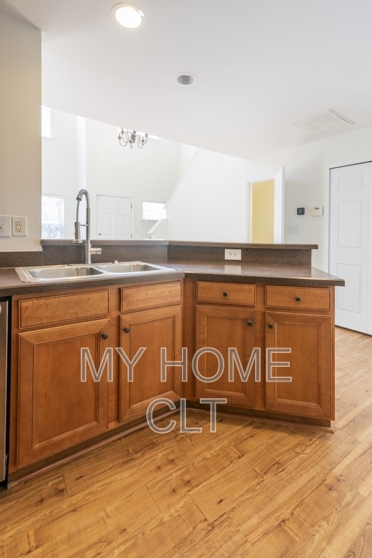 Building Photo - 18457 Streamline Ct