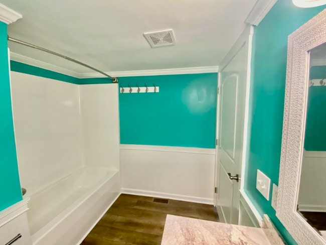 Building Photo - 1351 Bayville Ct