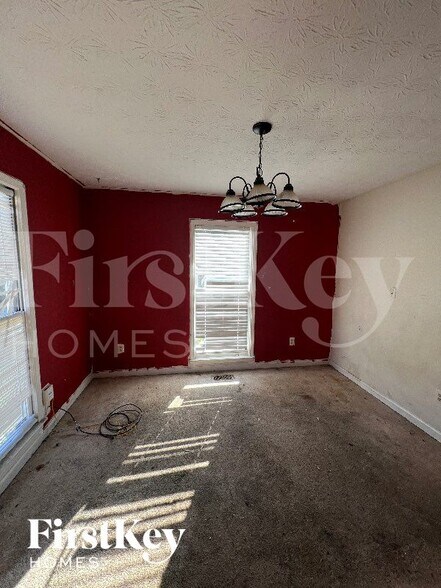 Building Photo - 4923 Autumn Cir