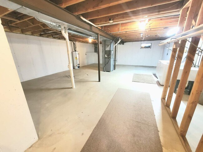 Building Photo - 8309 14th Ave