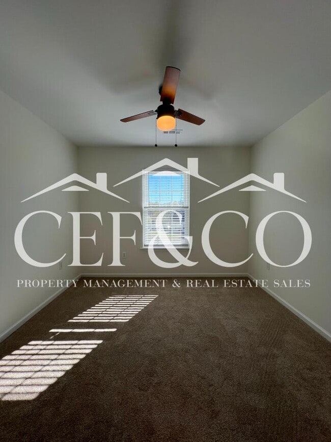 Building Photo - Lovely home now available in Duncan