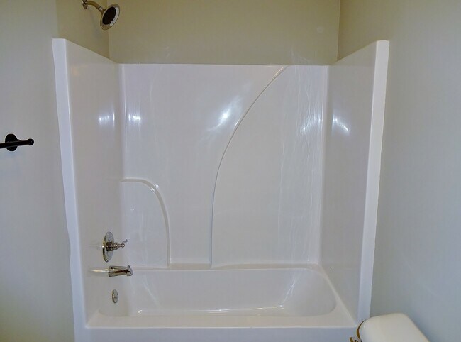 Building Photo - Home for Rent in Vance, AL... Available to...