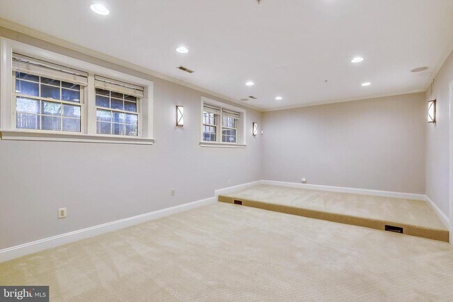 Building Photo - 10555 Tuckerman Heights Cir