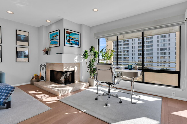 Building Photo - 140 Ocean Park Blvd