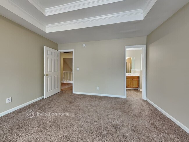 Building Photo - 2565 Suwanee Lakes Trail NW