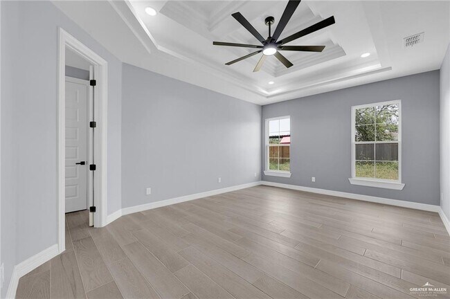 Building Photo - 7 Makayla Dr