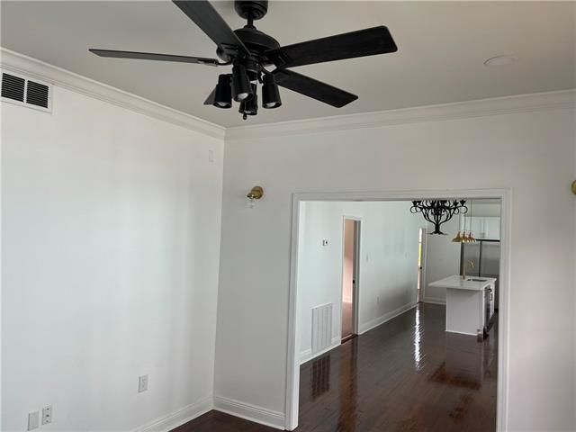 Building Photo - 3208 Louisiana Ave Pkwy