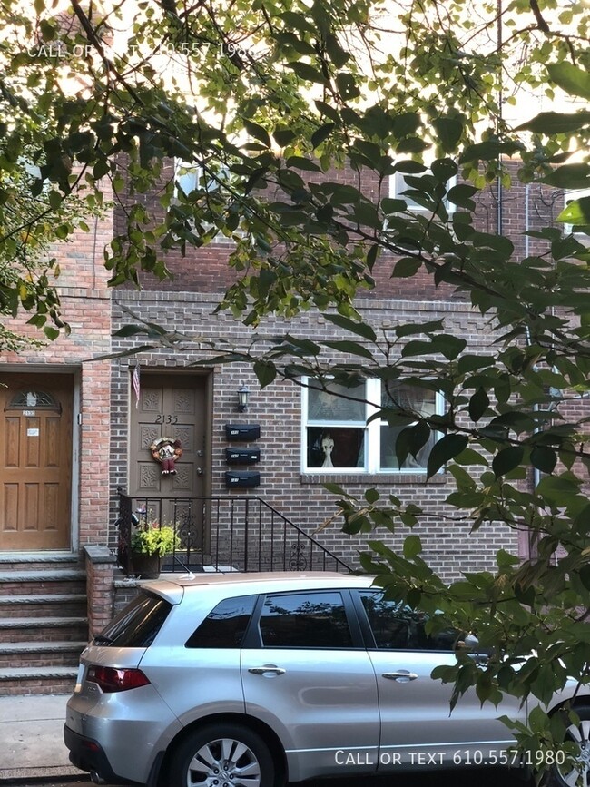 Building Photo - 2135 S 15th St