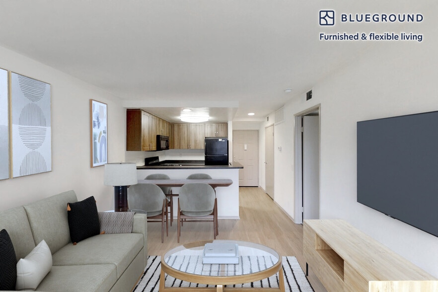 Building Photo - 111 Via Serena