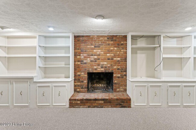 Building Photo - 3002 Lime Kiln Ln