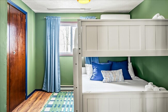 Building Photo - 157 Seminole Trail