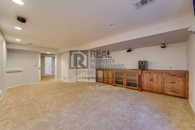 Building Photo - 5106 Saffron Ct