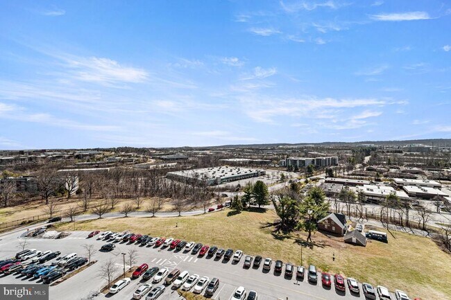 Building Photo - 11208 Valley Forge Cir