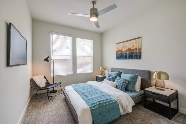 Building Photo - 801 Bluestem Way