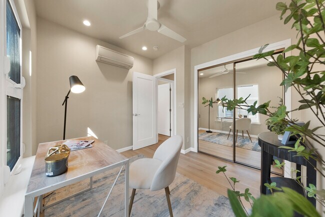 Upstairs Bedroom 2 - 1729 Keeaumoku St