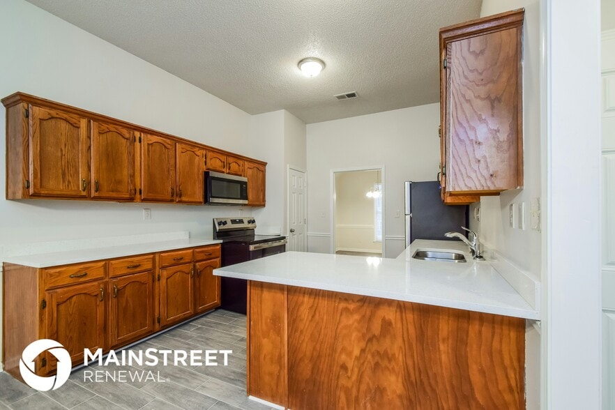 Building Photo - 4927 Bradfield Run