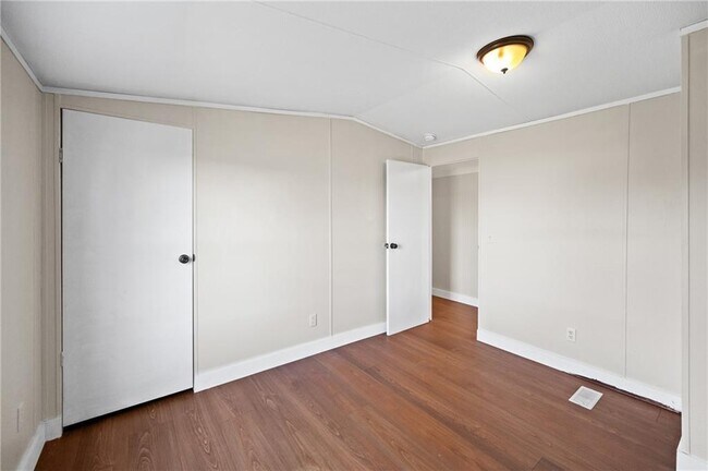 Building Photo - 16962 Lea Cir