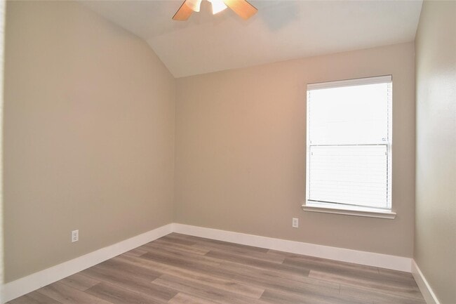 Building Photo - 21611 Oakbridge Park Ln